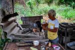 Incredible: Venezuela returns to wood stoves due to lack of gas